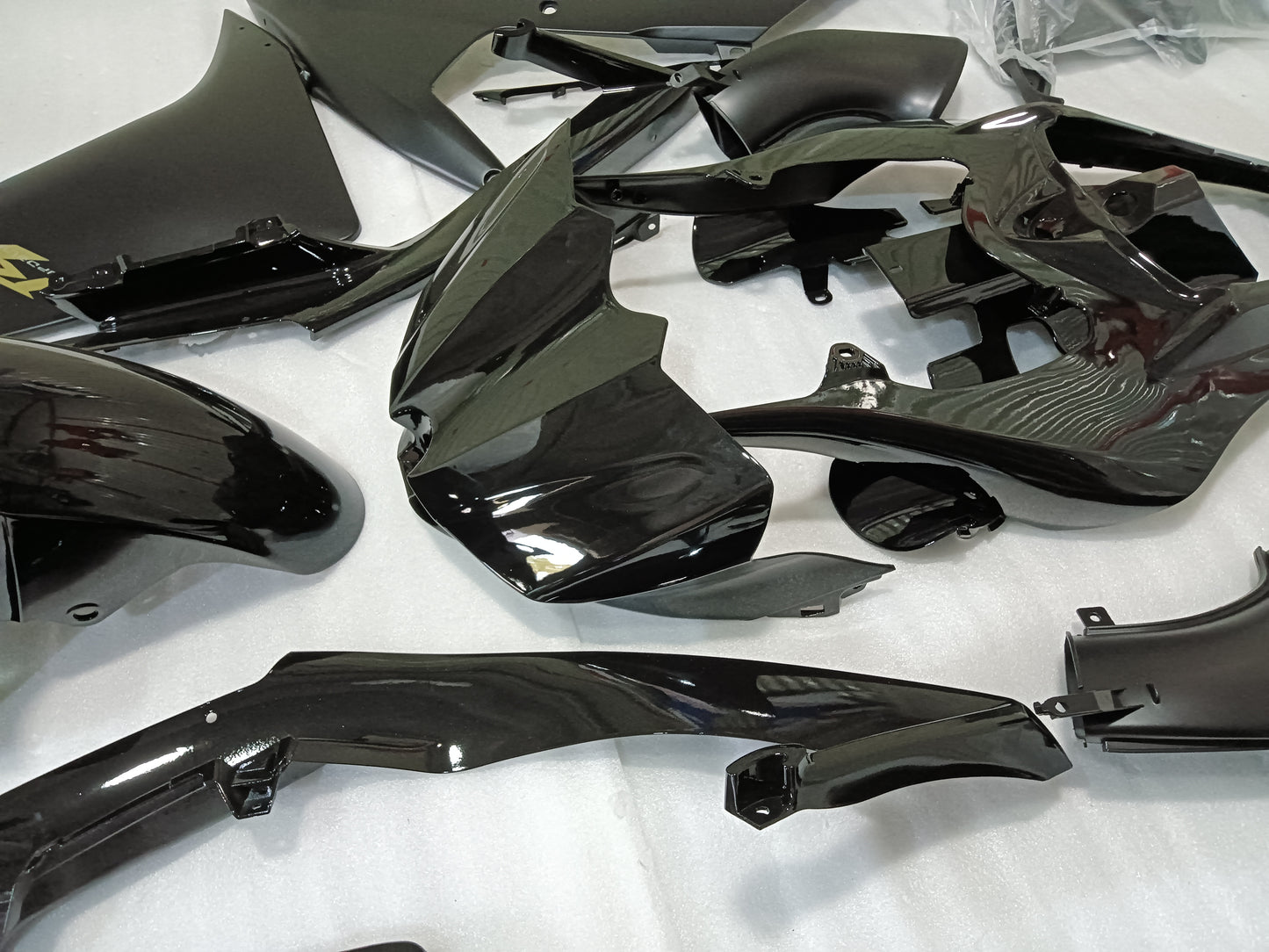 2007 - 2008 Yamaha R1 Fairing Kit 04