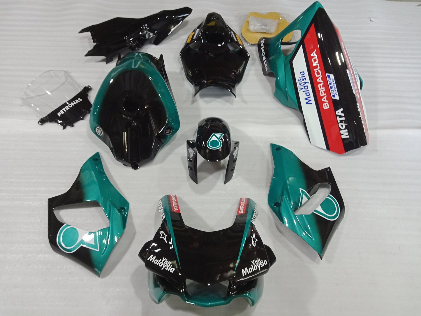2015 - 2019 Petronas Fiberglass Race Fairing For yamaha R1