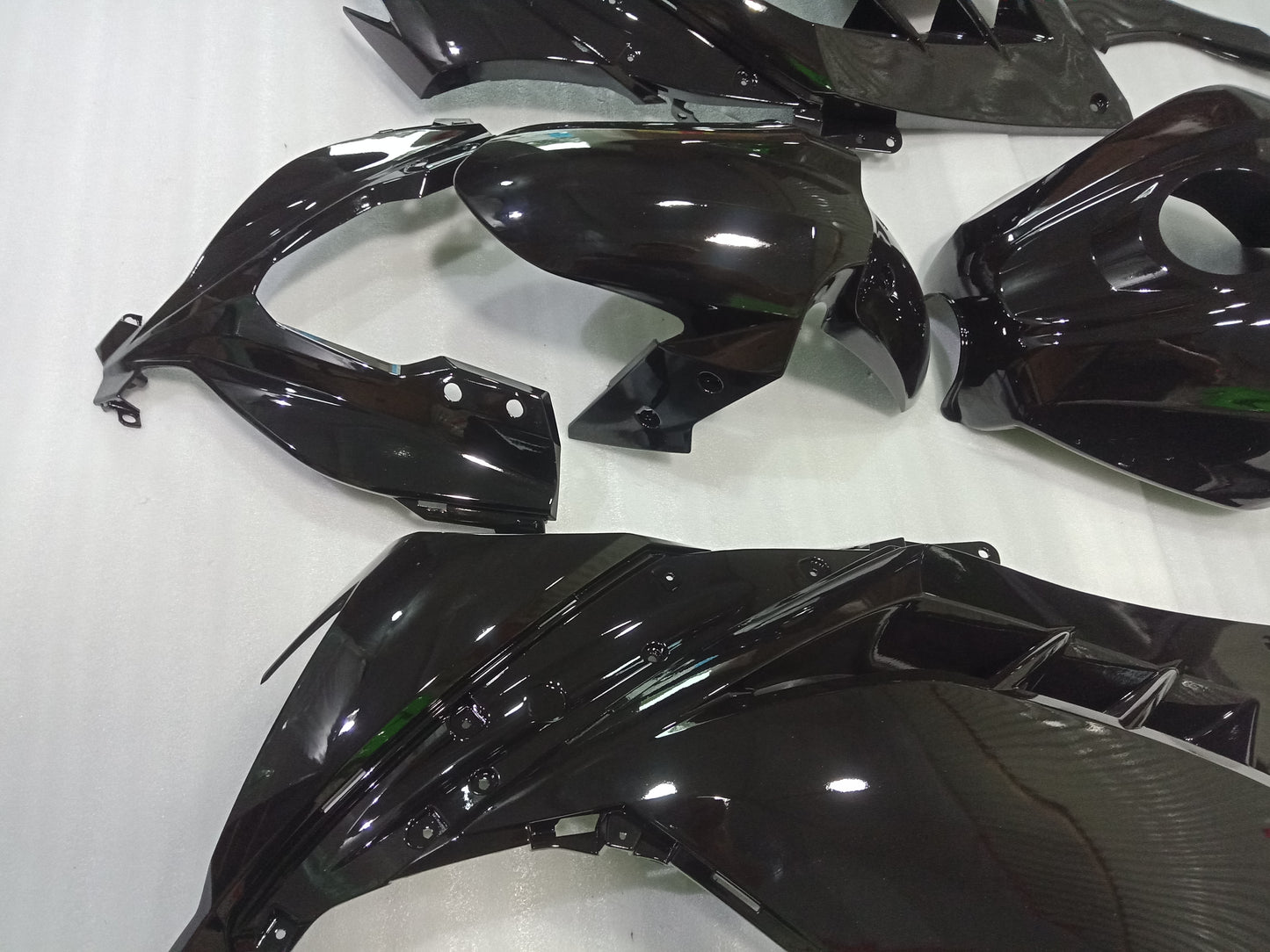 2017 Kawasaki Ninja 300 Black Fairing 02