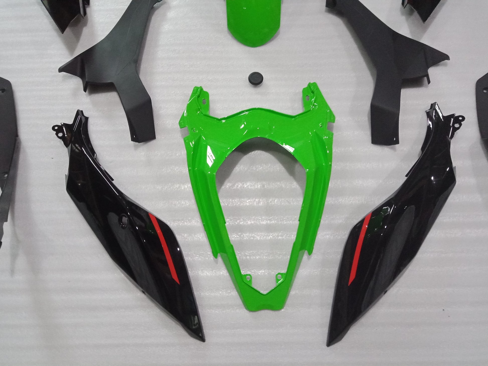 2018 - 2023 Kawasaki Ninja 400 Aftermarket Fairing 01