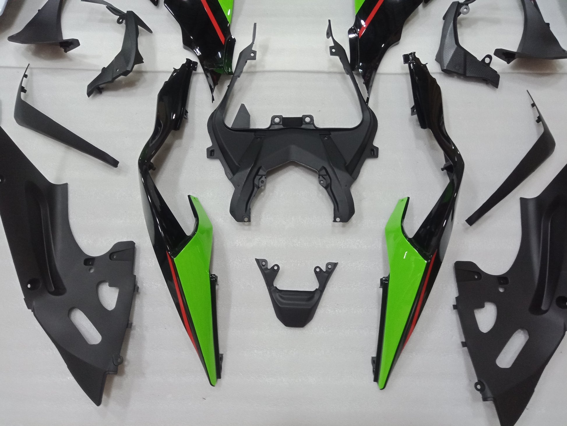 2019 - 2023 Kawasaki ZX6R Fairing 01