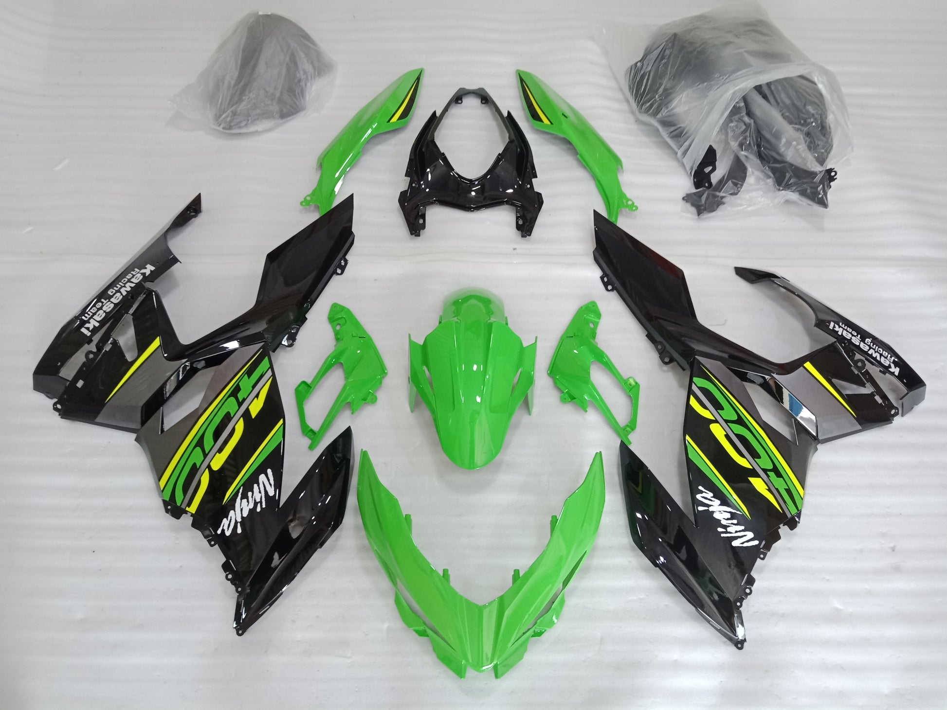 2023 Kawasaki Ninja 400 - 01