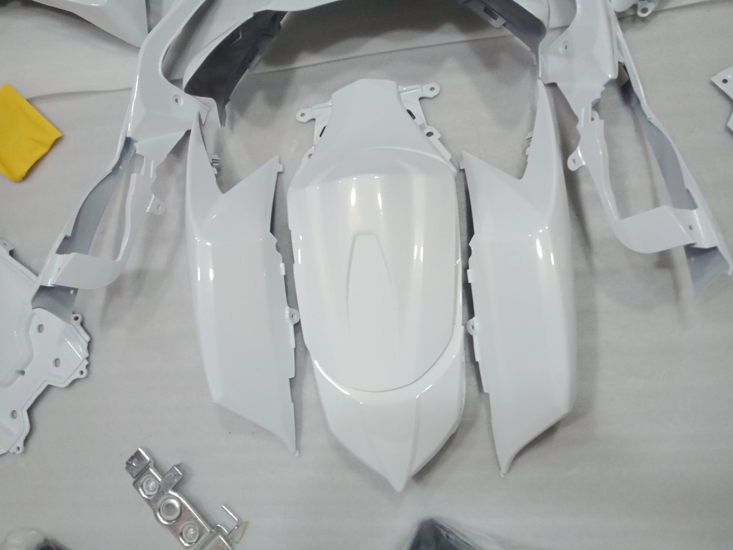 ---AU STOCKING---Fit Suzuki GSX-R 600 GSX-R 750 2008 2009 2010 Pearl White Fairing Kit