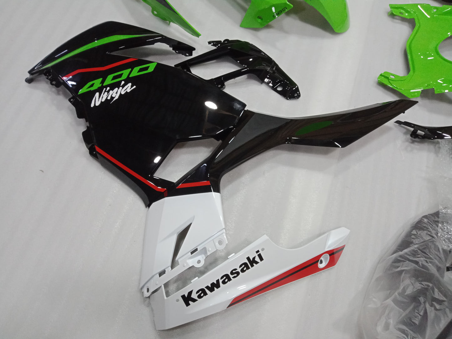 ---AUSTOCKING--- Kawasaki Ninja 400 Green Fairing Kit