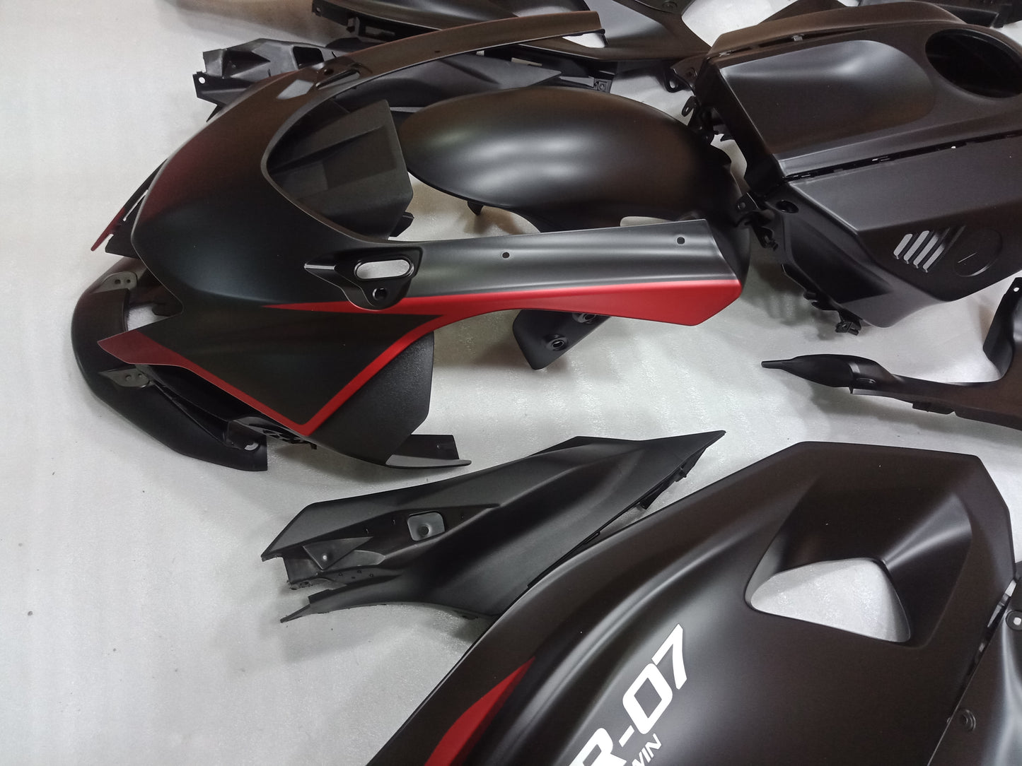 Custom Black Fairing Kit For Yamaha R7
