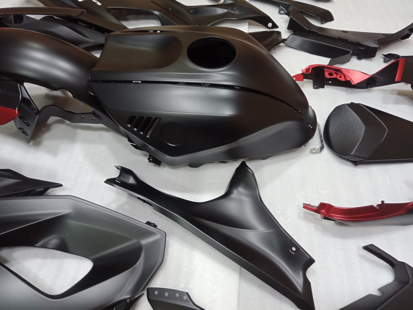 Custom Black Fairing Kit For Yamaha R7