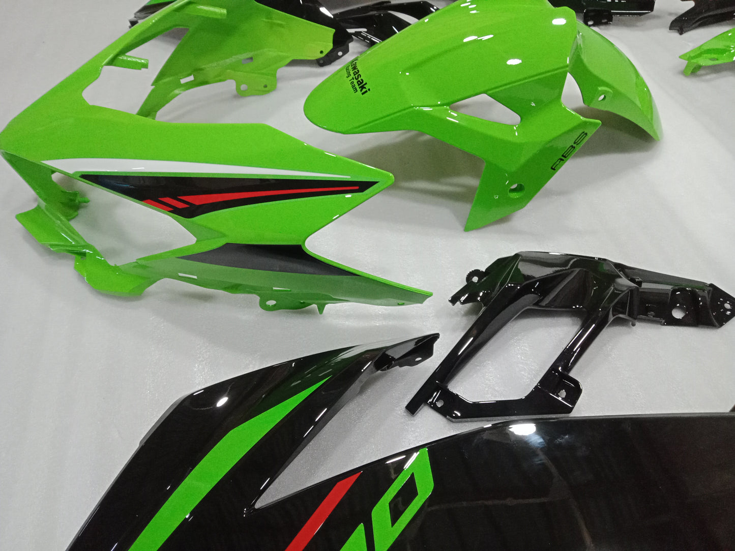 ---AUSTOCKING--- Kawasaki Ninja 400 Green Fairing Kit