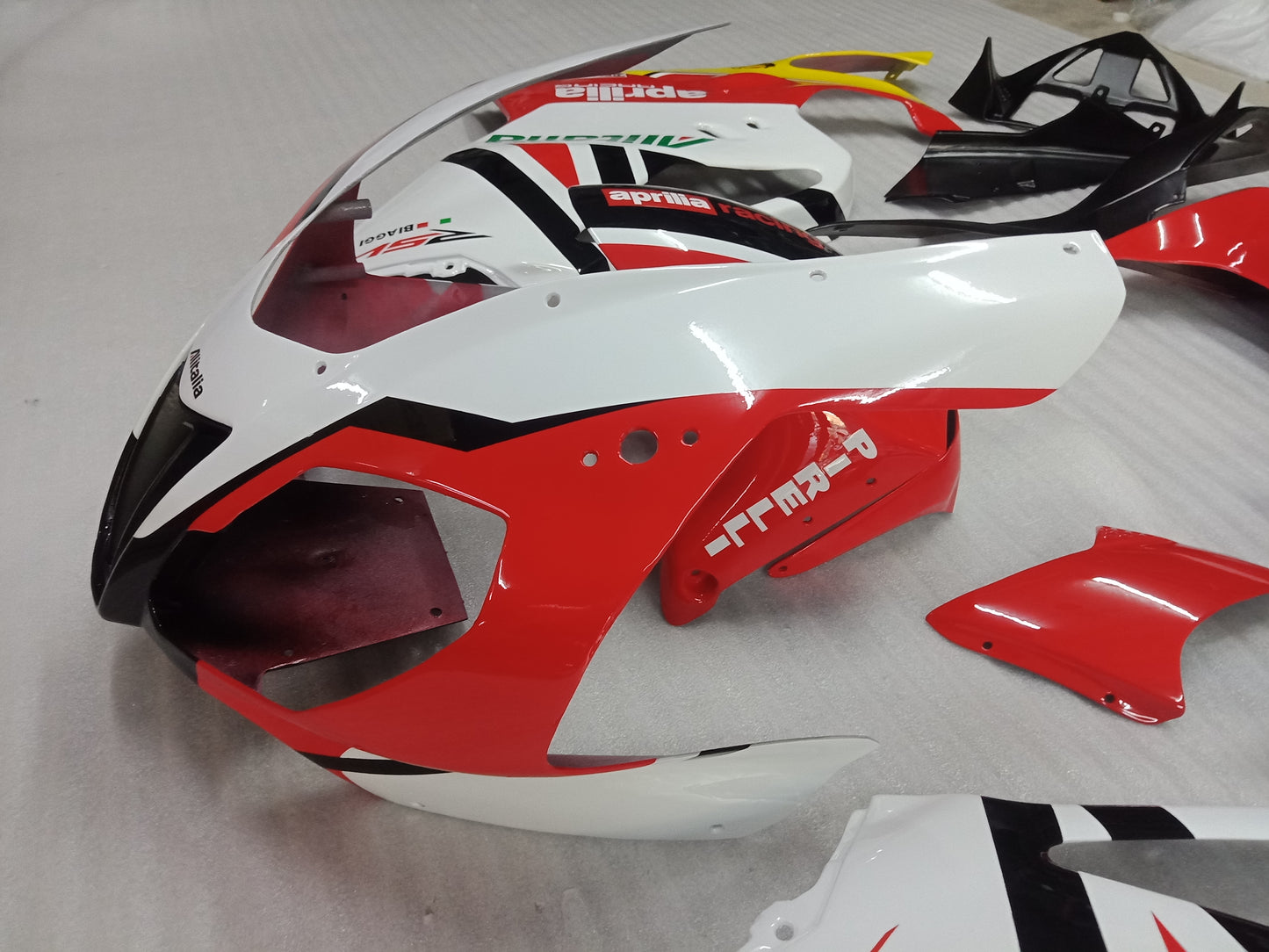 Aprilia RSV1000R 2004 2005  Alitalia Fairing