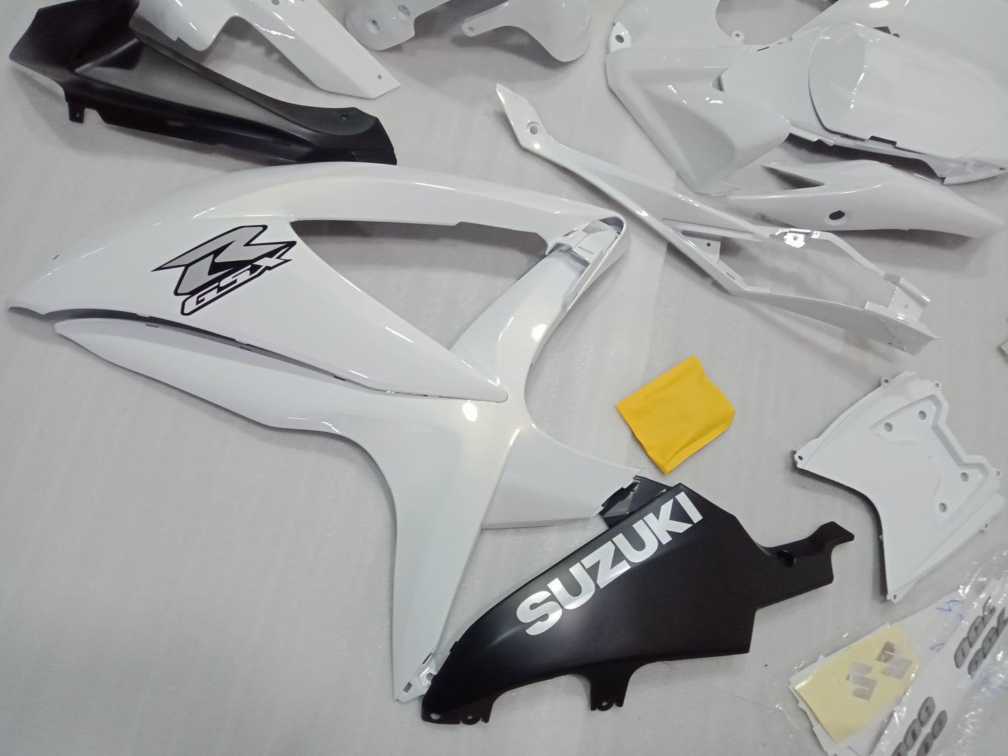 ---AU STOCKING---Fit Suzuki GSX-R 600 GSX-R 750 2008 2009 2010 Pearl White Fairing Kit