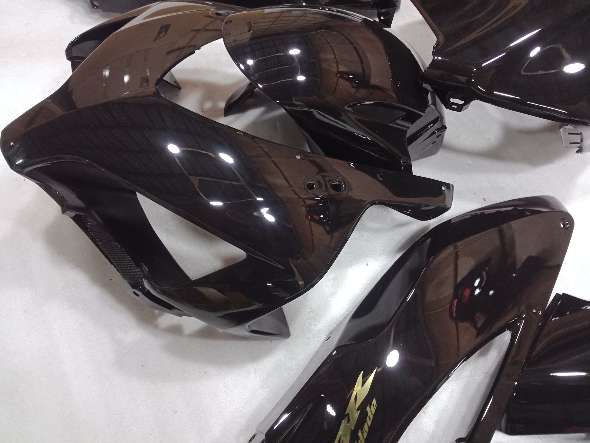---AU STOCKING--- Gloss Black Gold Honda CBR1000RR 2004 2005 Fairing Kit