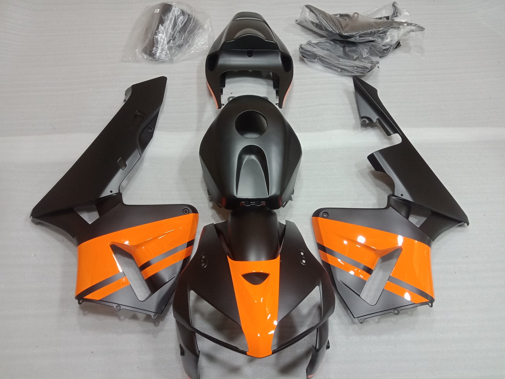 ---AU STOCKING--- Matt Black Yellow Fairing Kit Fit Honda CBR600RR 2005 2006