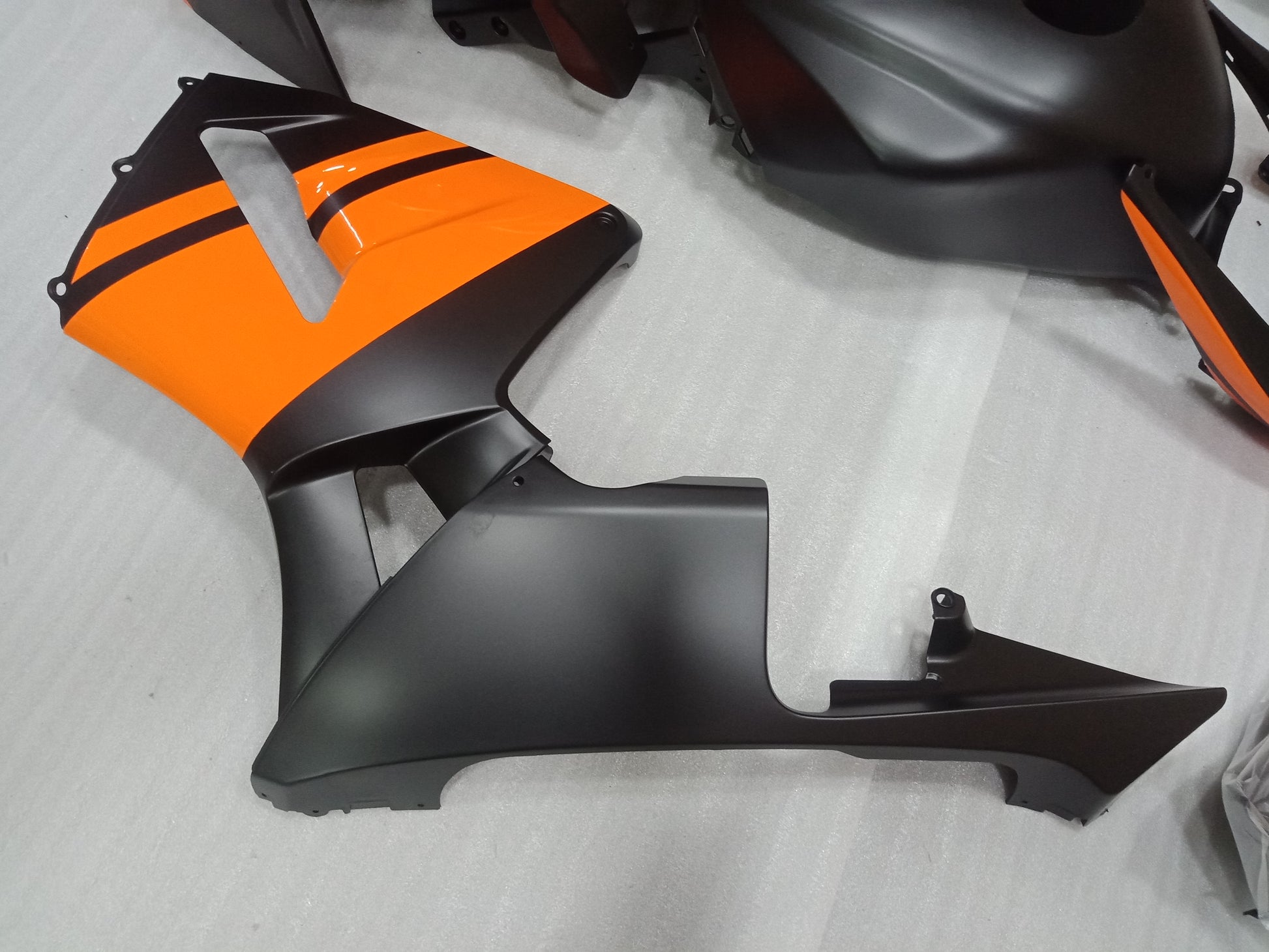 ---AU STOCKING--- Matt Black Yellow Fairing Kit Fit Honda CBR600RR 2005 2006