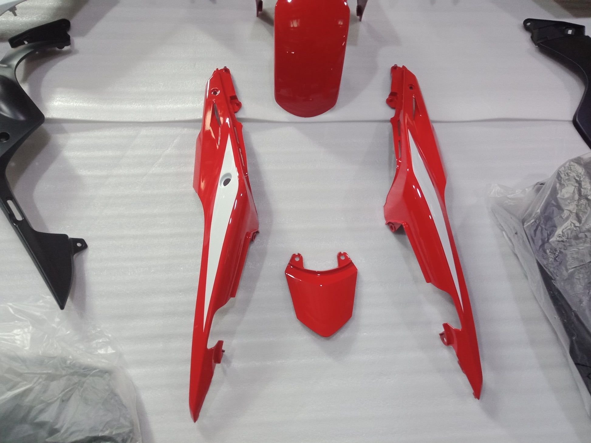 ---AU STOCKING--- Tri-Color Fairing Kit For Honda CBR500 CBR500R 2013 2014 2015