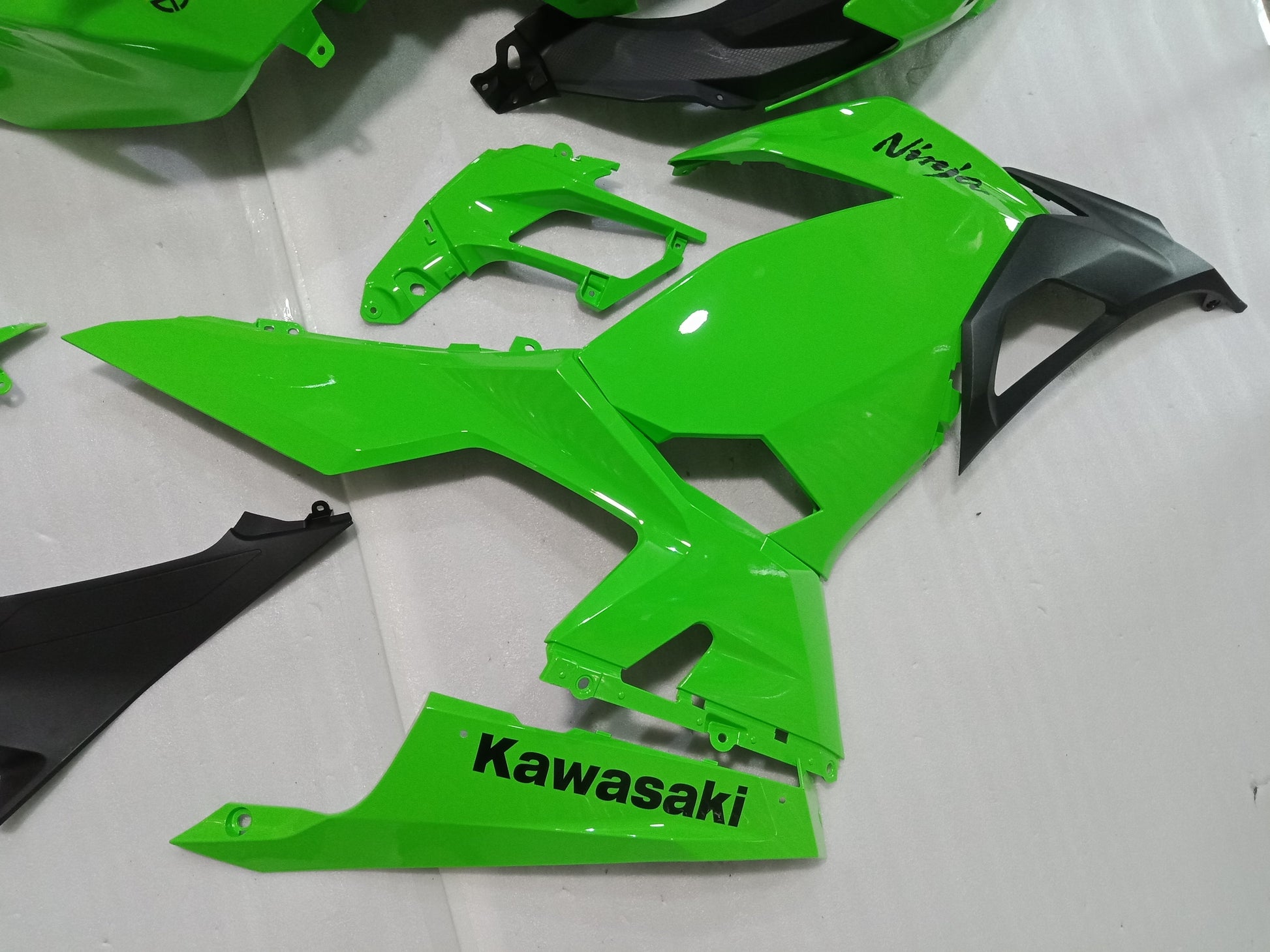 All Green Fairing For Kawasaki Ninja 400 Fairing 07