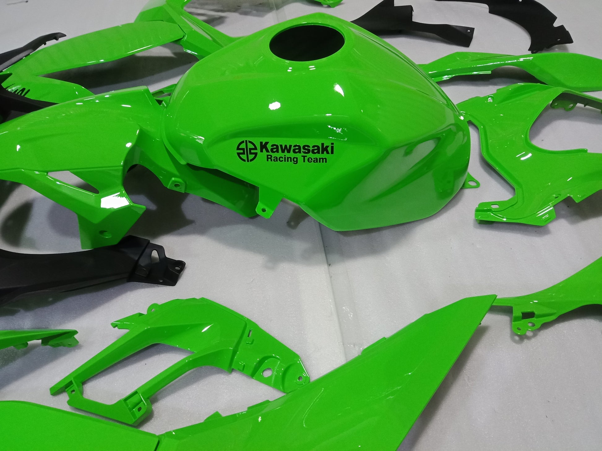 All Green Fairing For Kawasaki Ninja 400 Fairing 05