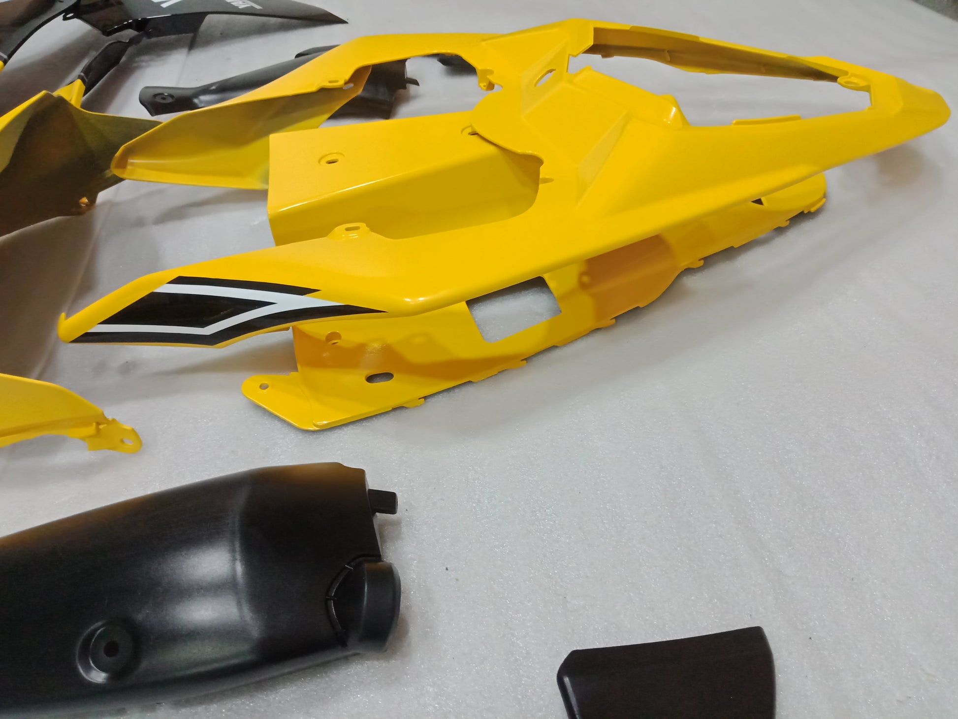 Anniversary Yellow Fairing For Yamaha YZF R1 Fairing 05