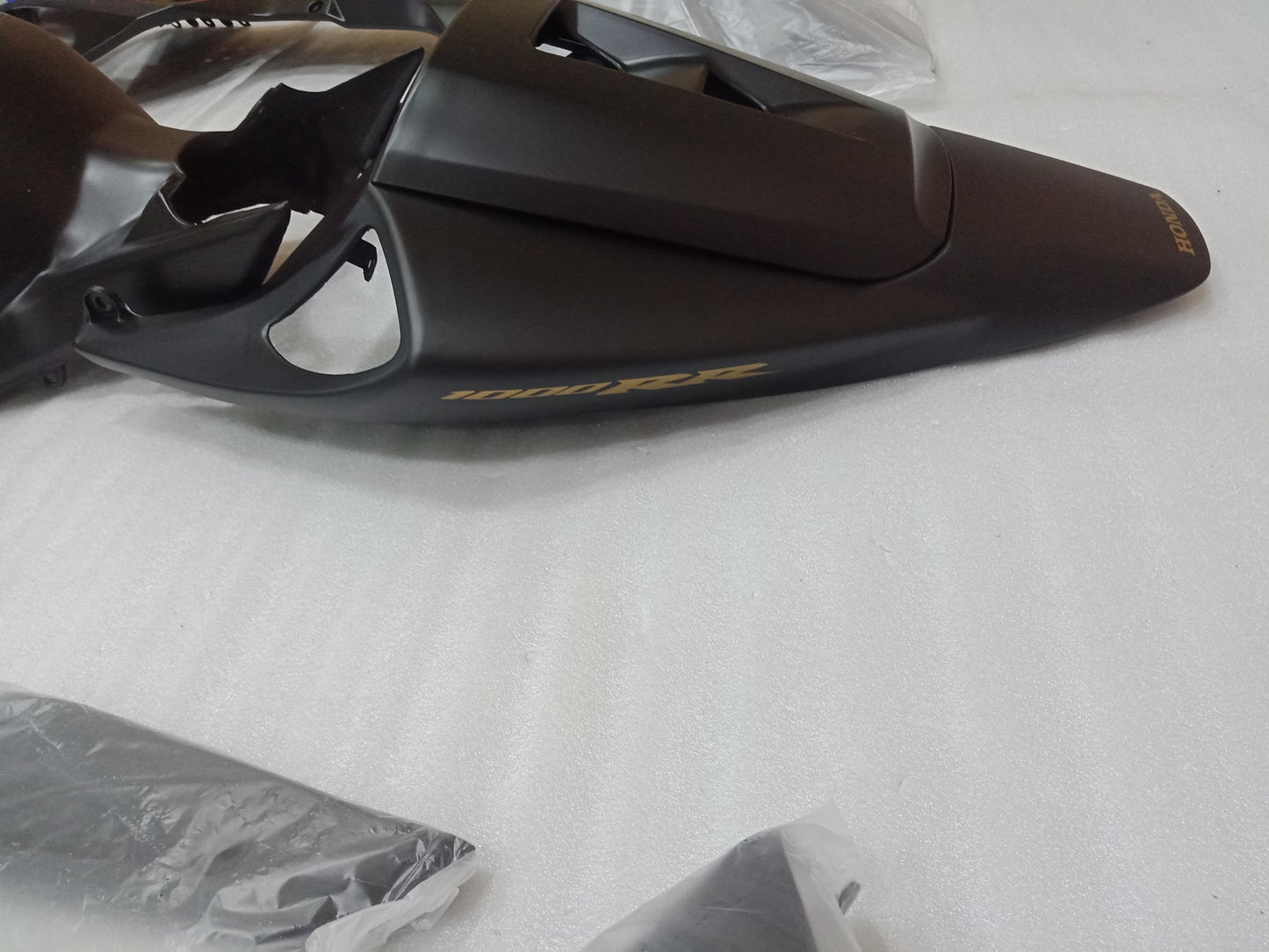 Matt Black Gold Fairing Kit Fit For HONDA CBR1000RR 2004 2005