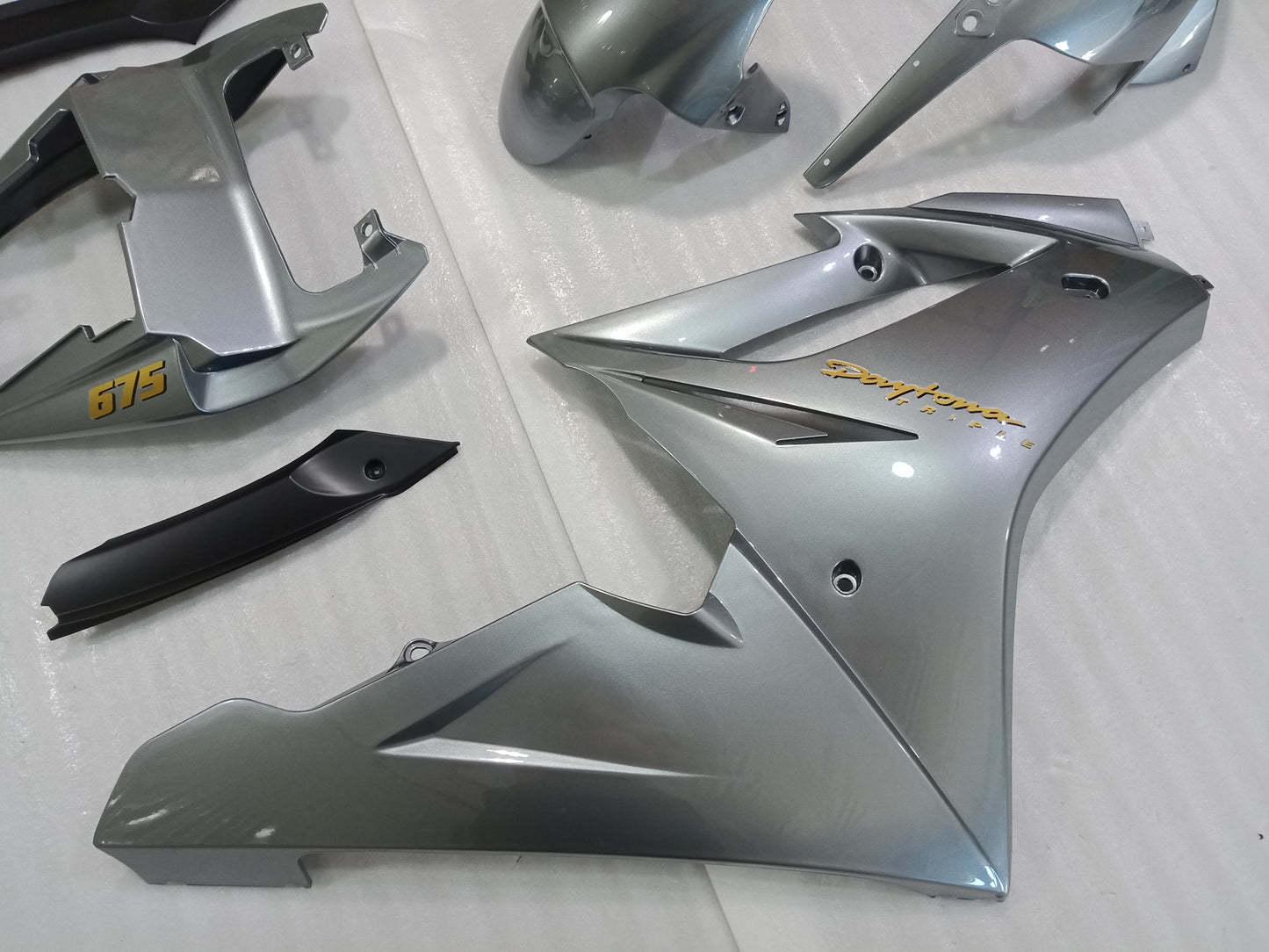 ---AU STOCKING--- TRIUMPH Daytona 675R 675 2006-2008 Fairing Kit