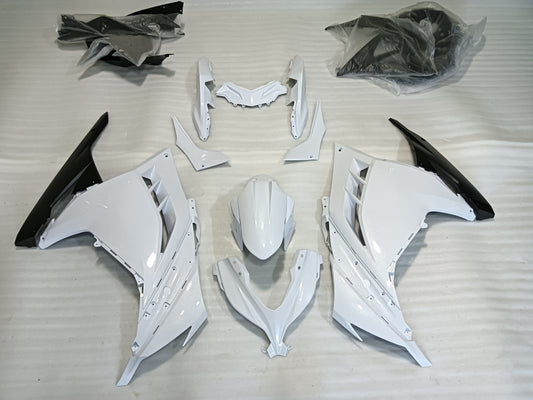Pearl White Fairing Kawasaki Ninja 300 - 07