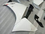 white Yamaha R1 race fairing 05