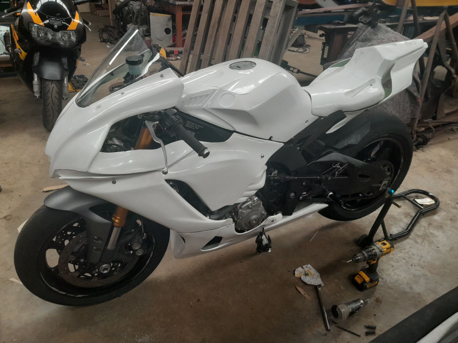 2020 - 2023 Yamaha R1 Fiberglass Race Fairing 03