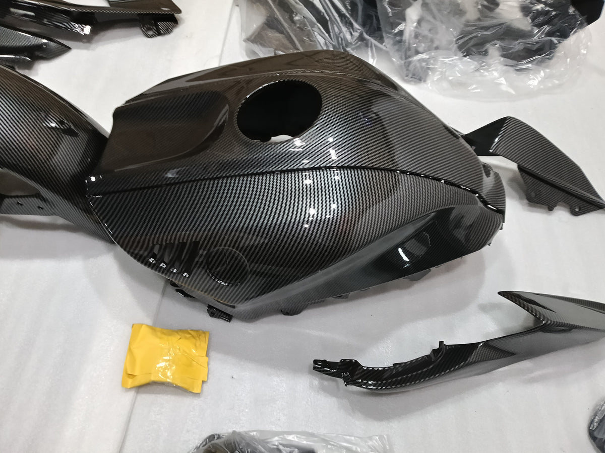 ---AU STOCKING--- Carbon Fiber Paint Fairing Kit For Yamaha R7 2021+