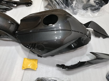 ---AU STOCKING--- Carbon Fiber Paint Fairing Kit For Yamaha R7 2021+