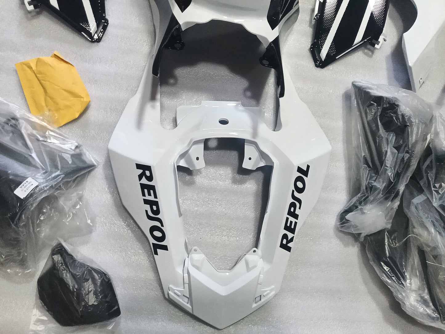 ---AU STOCKING---Fit Honda CBR1000RR 2017-2026 Fairing Kit