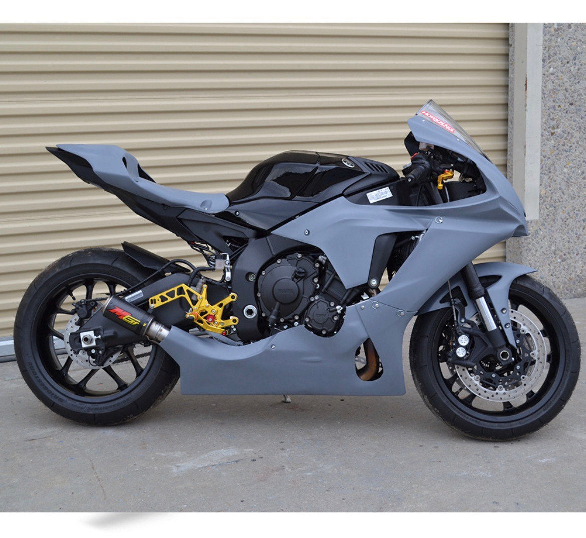 Custom Design For Yamaha R1 2020-2026 Fiberglass Race Fairing Track Fairing