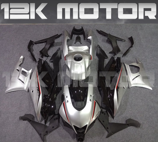 Matt silver fairing kit 01