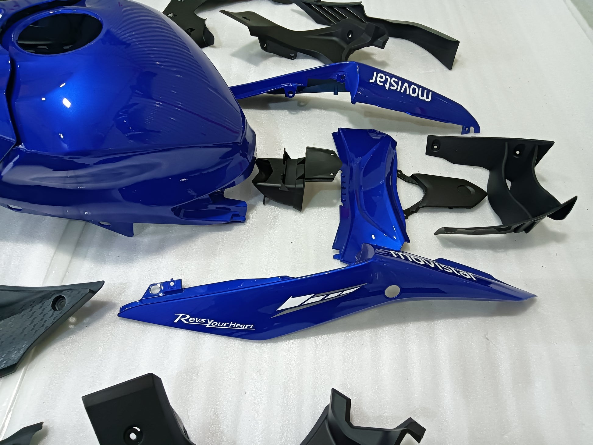 monster fairing design Yamaha R3 Fairings 01