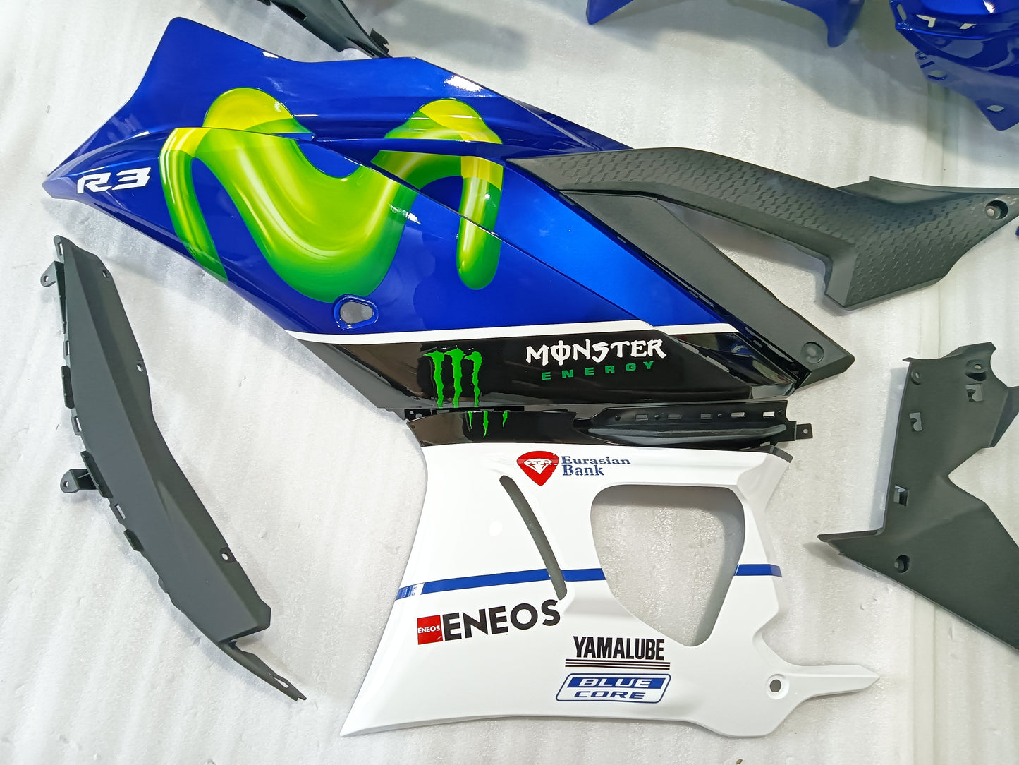 monster fairing design Yamaha R3 Fairings 03