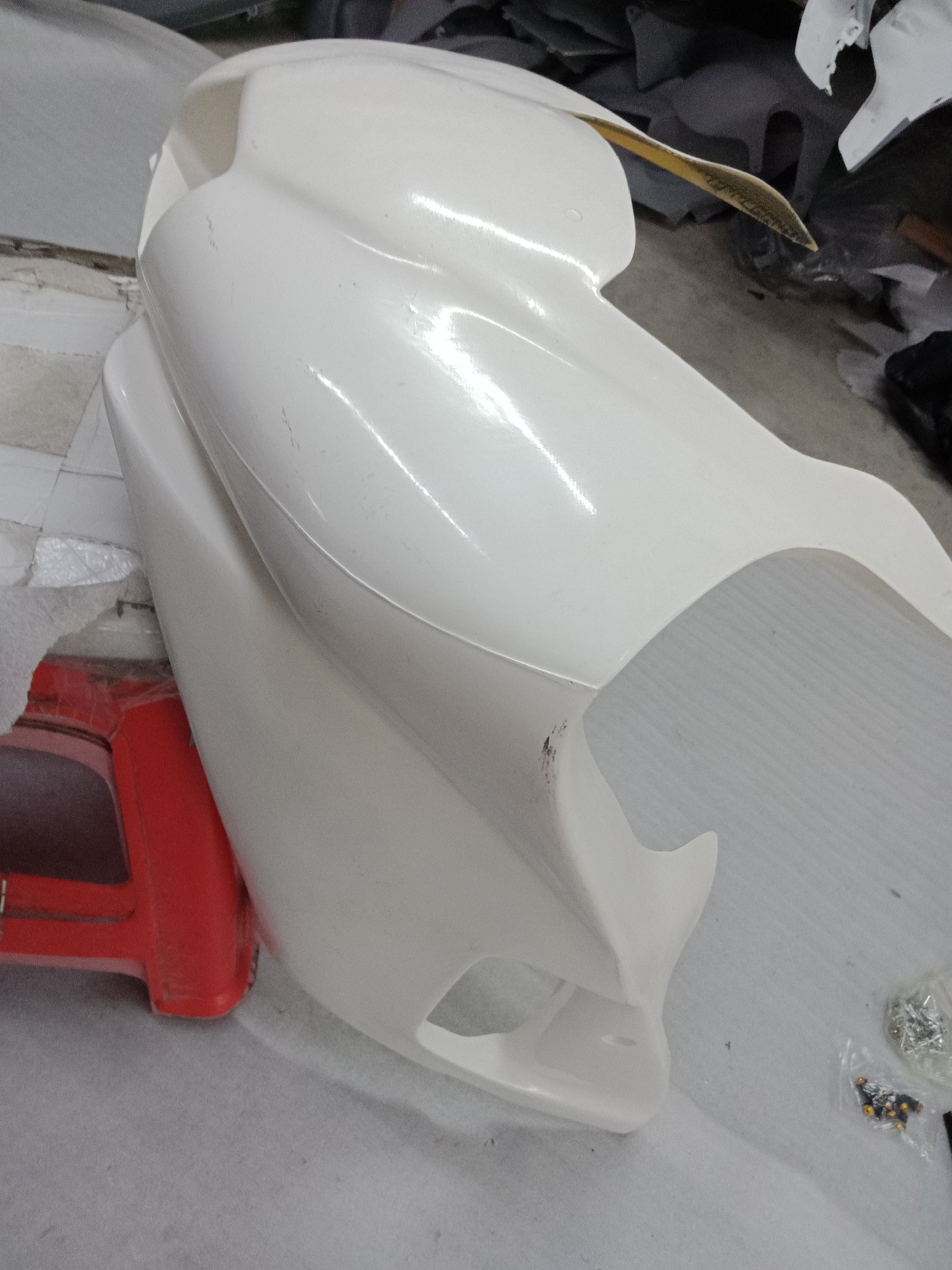 unpainted Yamaha R6 Fiberglass Fairing 03