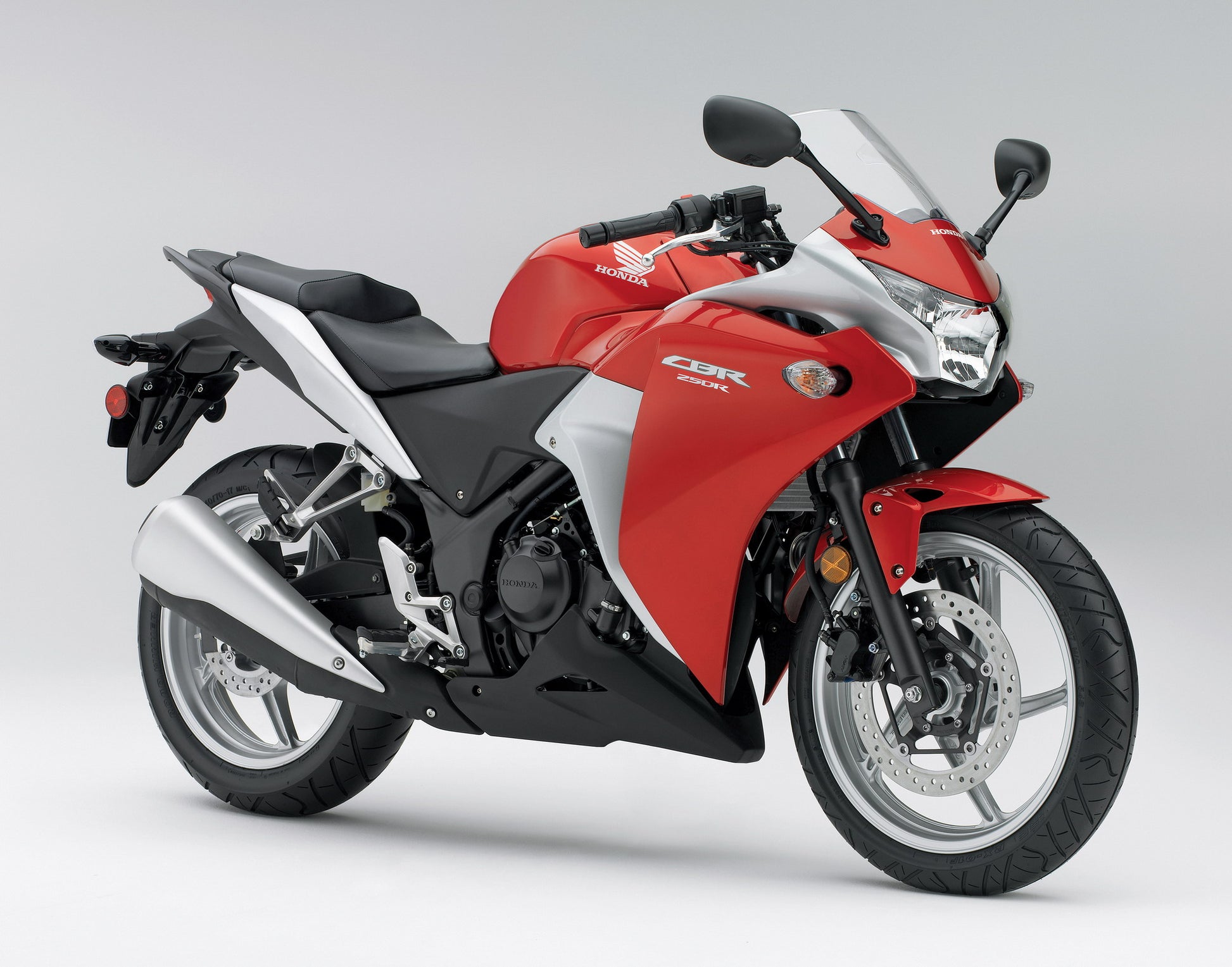 2011 honda cbr250r - 4