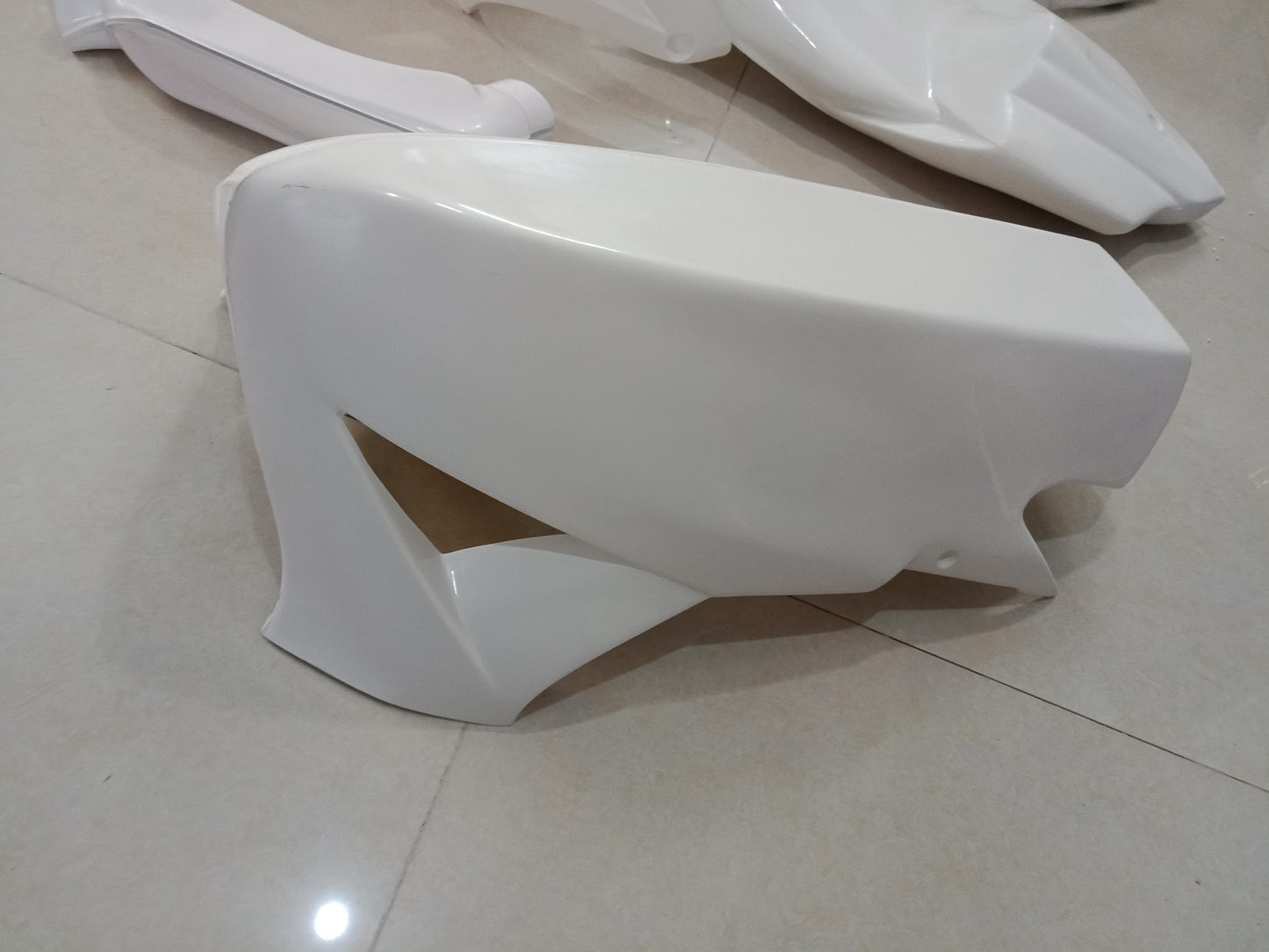 Unpainted Suzuki GSXR600 GSXR750 2006 2007 Fiberglass Race Fairing Track Fairing