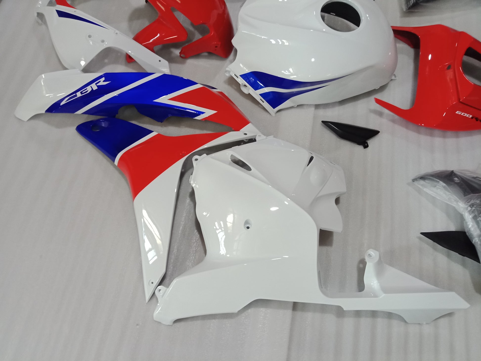 ---AU STOCKING---Tri-Color Fairing Kit For Honda CBR600RR 2009 2010 2011 2012