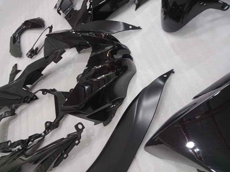 Suzuki GSXR 1000 Fairings 02