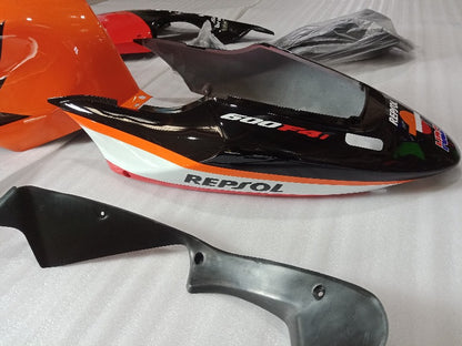 Yamaha R1 fairing kit 06